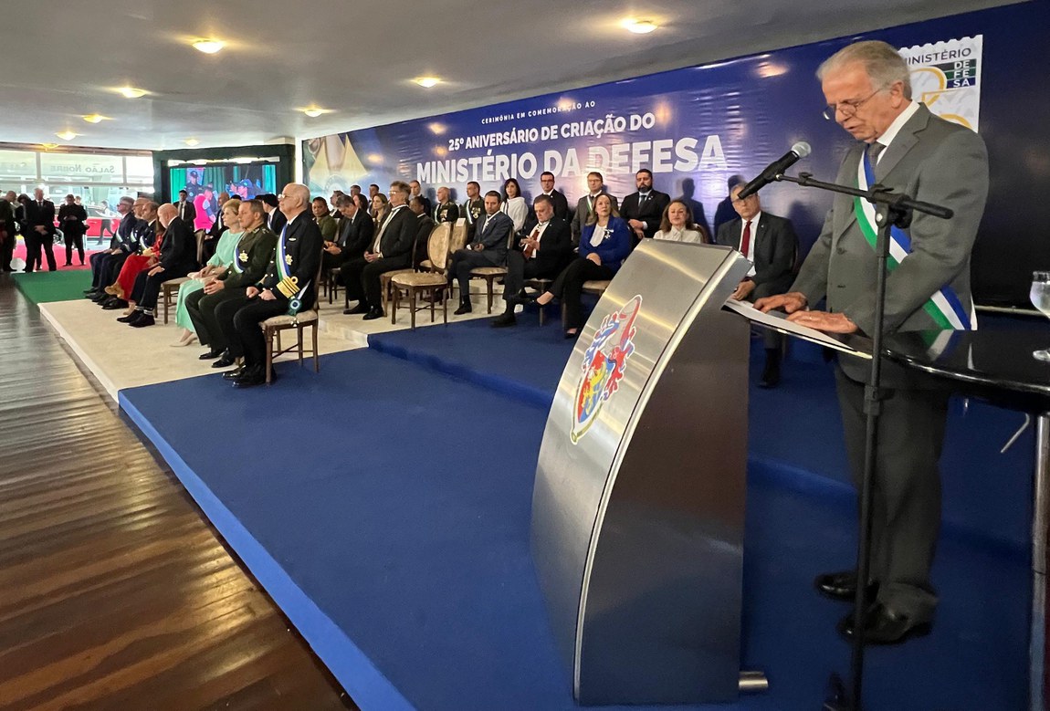 Inédito no Brasil, alistamento militar feminino terá início em 2025