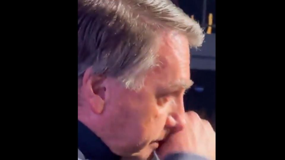 Bolsonaro chora em último  CPAC antes de provável cadeia