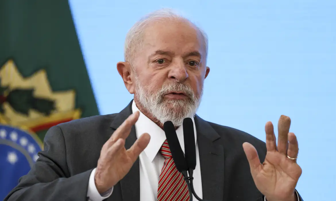 Lula promete reciprocidade se Trump taxar produtos brasileiros: ‘Ele só tem que respeitar a soberania dos outros países’