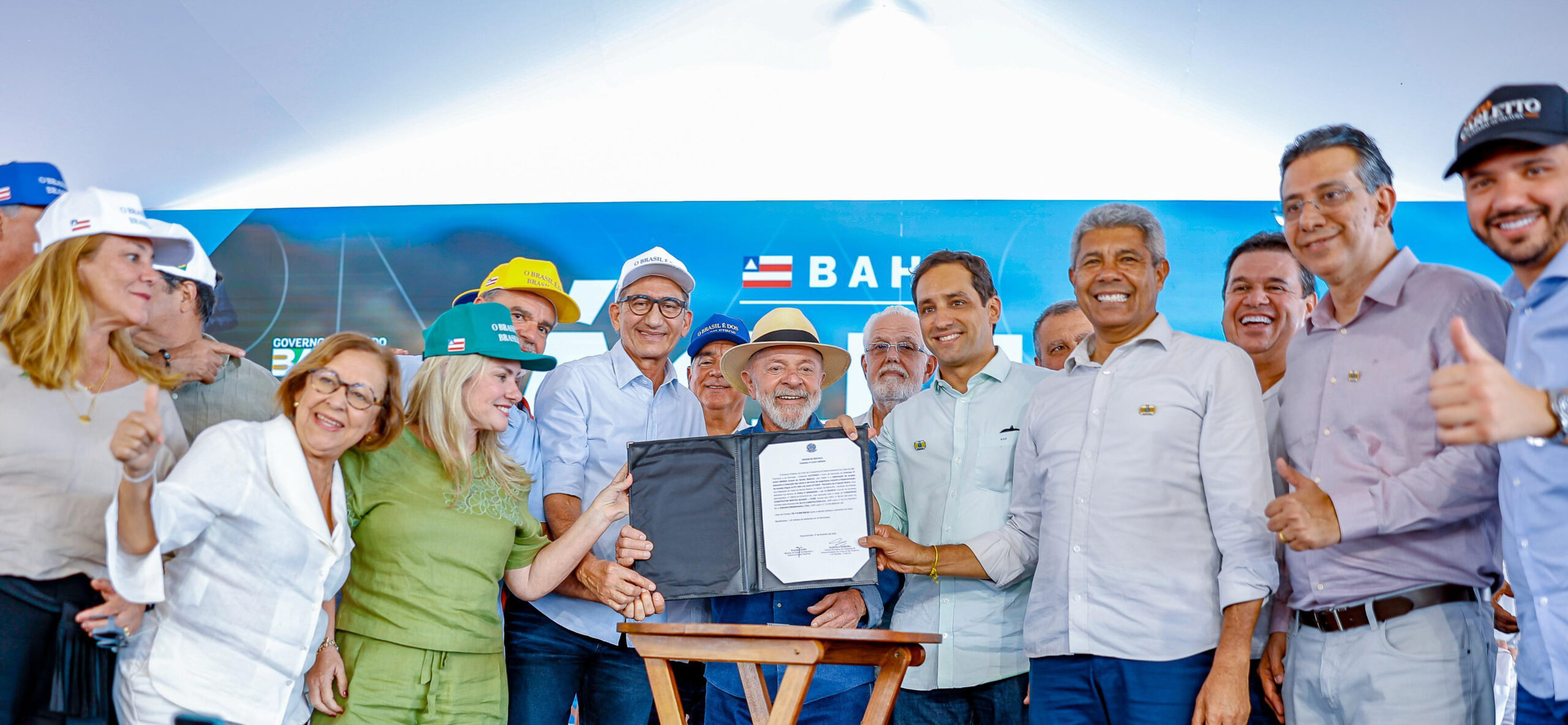 Na Bahia, Governo Federal inaugura Adutora da Fé e autoriza início de novas obras com investimento de R$ 540 milhões