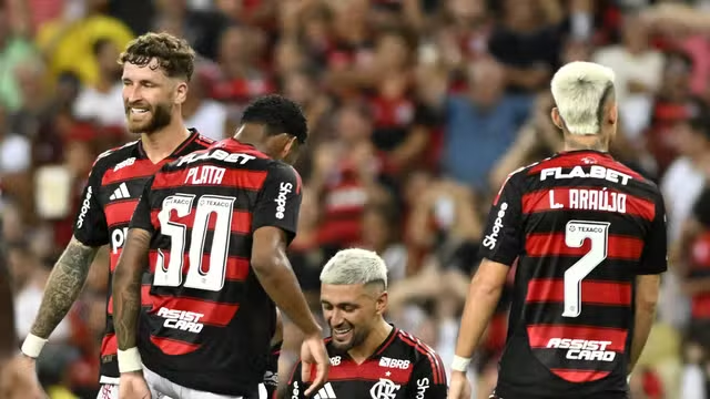 Flamengo goleia Maricá e levanta a Taça Guanabara Flamengo goleia Maricá e levanta a Taça Guanabara