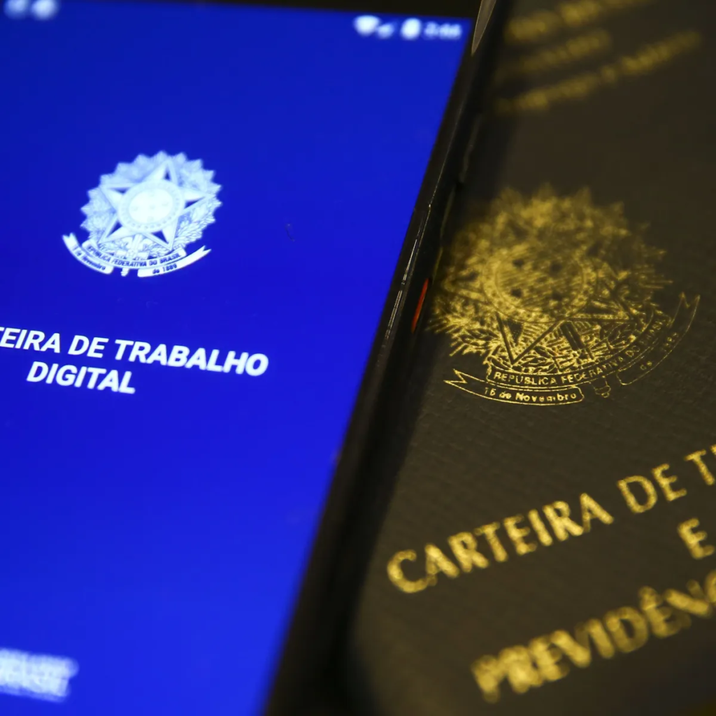 Longe da escala 6×1 e do salário limitado, trabalho Informal supera 50% ao trabalho de carteira assinada em 7 estados Longe da escala 6×1 e do salário limitado, trabalho Informal supera 50% ao trabalho de carteira assinada em 7 estados