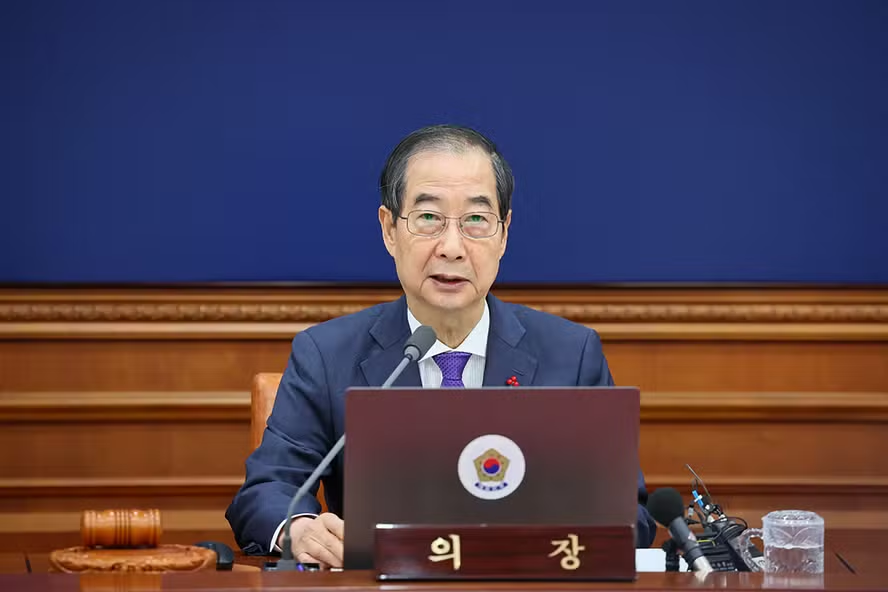 Corte sul-coreana mantém Han Duck-soo como presidente interino ao rejeitar impeachment