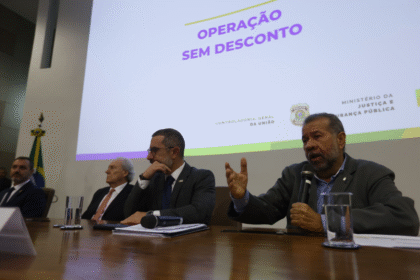Servidores do INSS receberam propina milionária de associações, aponta PF