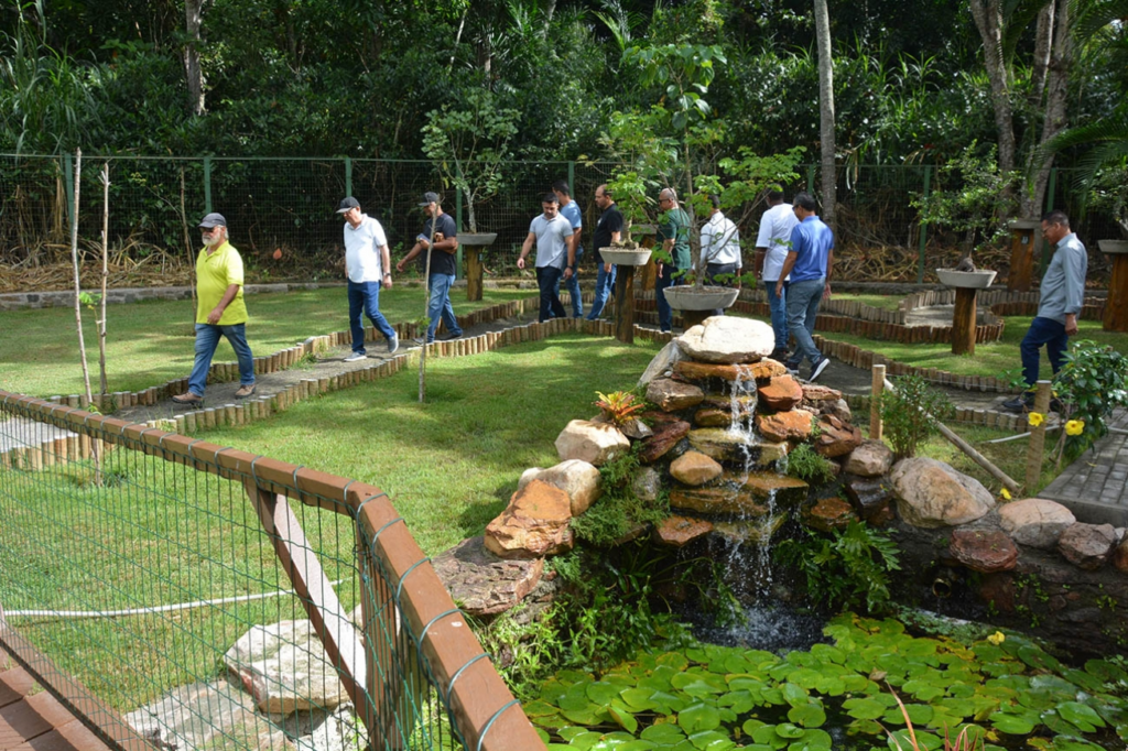 Prefeito José Ronaldo defende maior utilização do Parque da Cidade pela população feirense Prefeito José Ronaldo defende maior utilização do Parque da Cidade pela população feirense