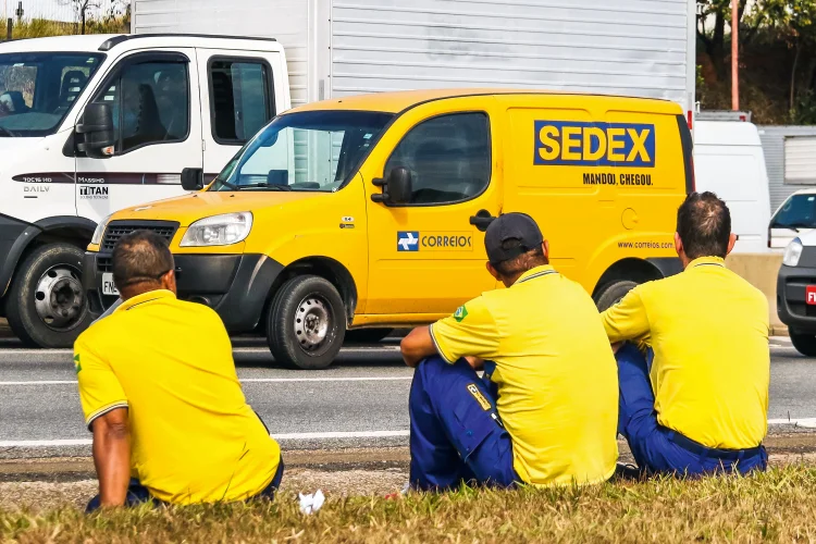 Correios apontam prejuízo de R,2 bilhões causado por taxa das ‘blusinhas’