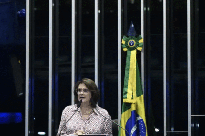 Com 259 assinaturas, oposição apresenta pedido de CPMI do INSS