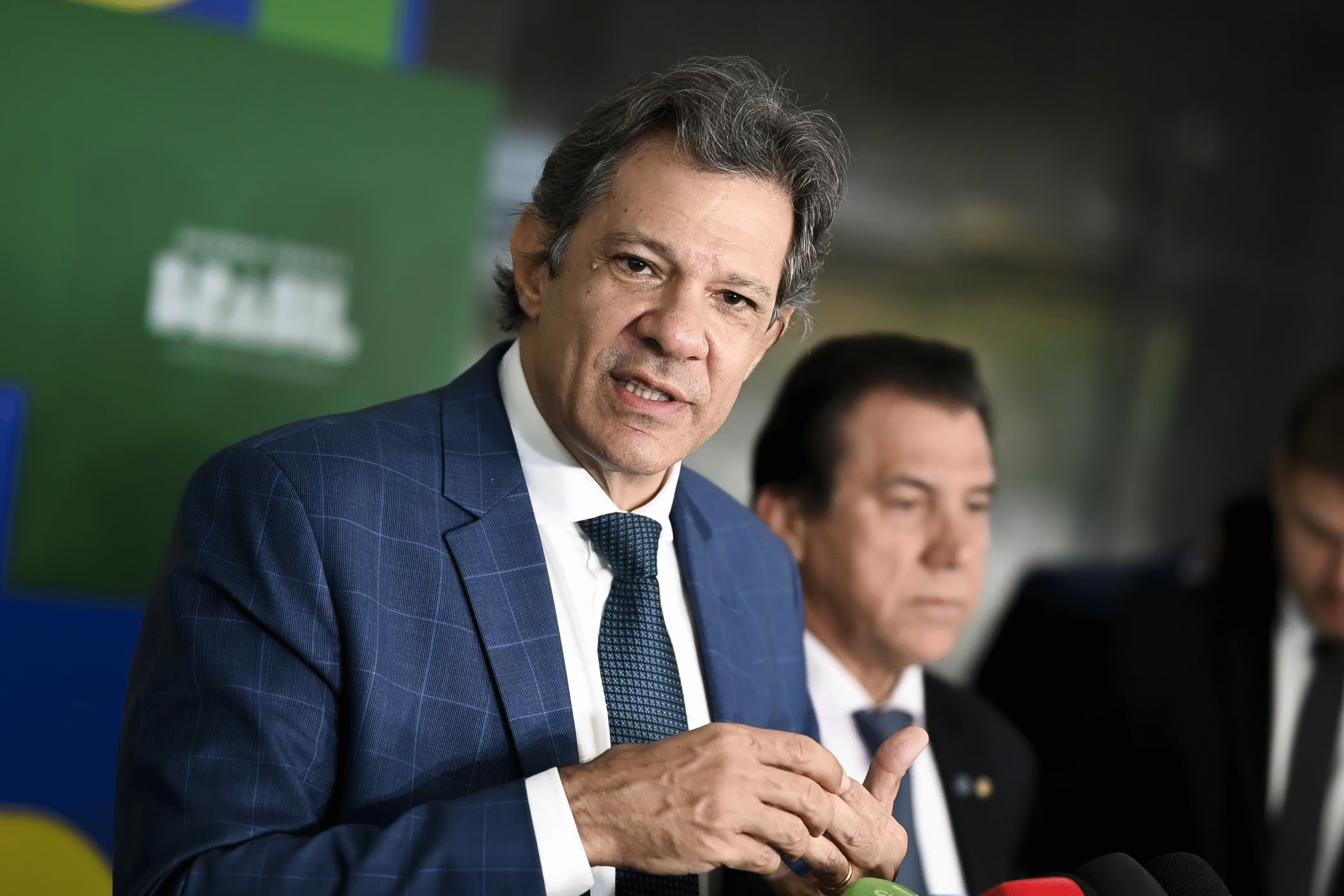 Governo recua em IOF mais alto para fundos de investimento, mas mantém imposto alto para a população; veja mudança no discurso
