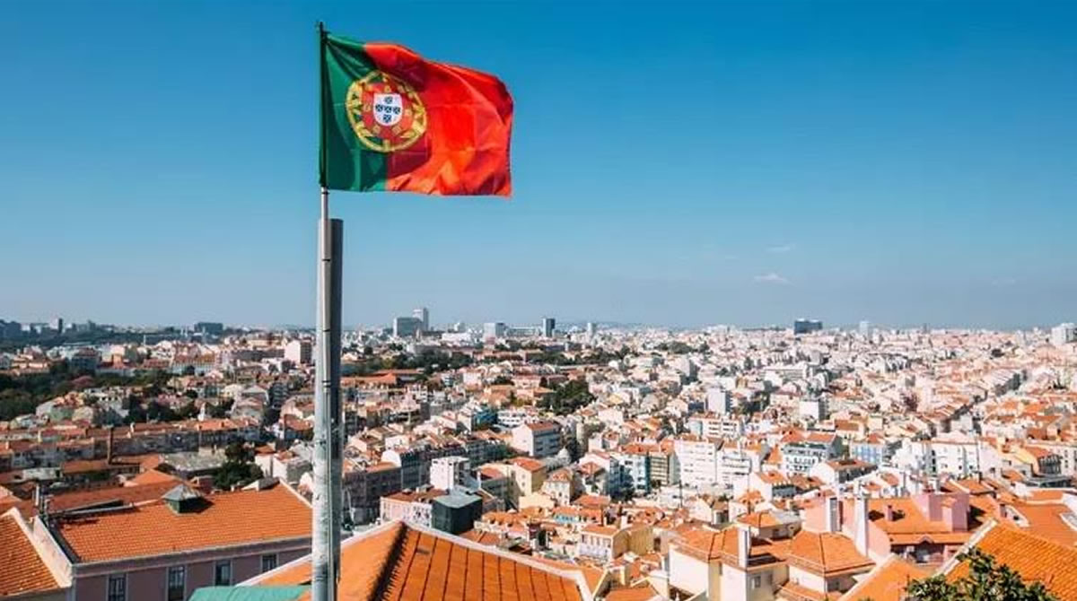 Portugal vai notificar 5,3 mil brasileiros para que deixem o país