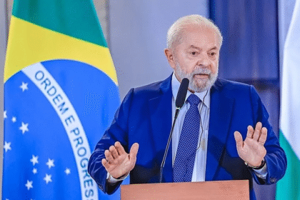 Reprovação ao governo Lula sobe para 38% e ultrapassa aprovação (35%) pela primeira vez, aponta Datafolha
