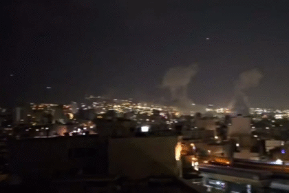 Irã responde a Israel com ataque de mais de 100 drones; defesas aéreas estão em ação para interceptar