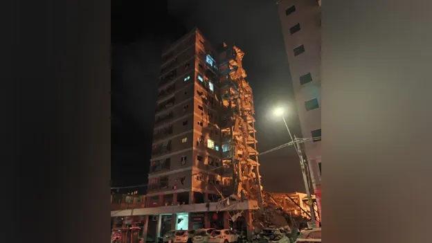 Israel e Irã trocam novos ataques aéreos e deixam mortos e feridos no 3º dia de conflito