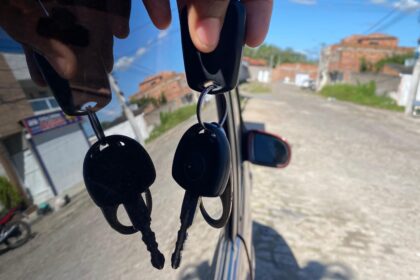 Governo Lula estuda acabar com obrigação de autoescola para carteira de motorista, diz ministro Renan Filho