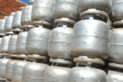 Governo federal lançará programa “Gás do Povo” para fornecer gás de cozinha gratuito a famílias de baixa renda