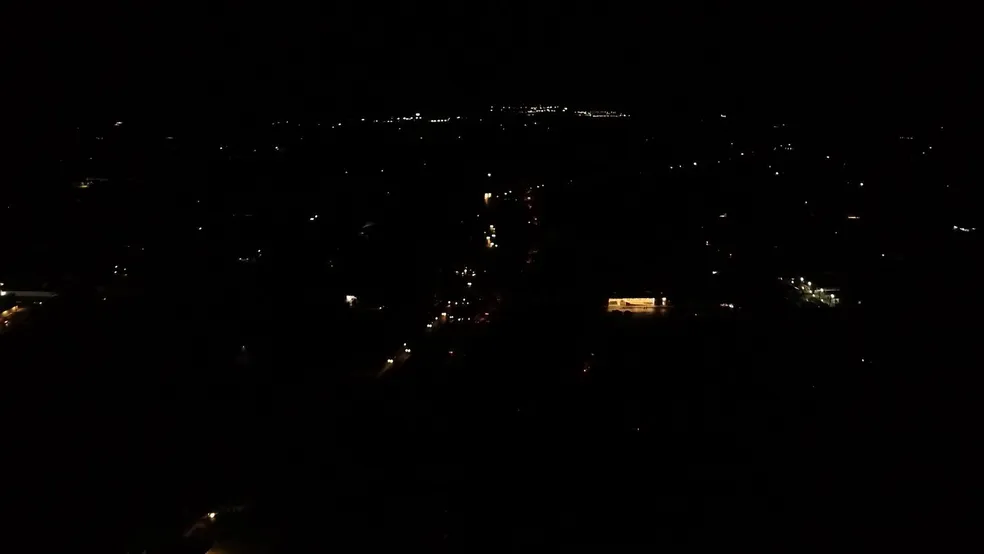 Falha na transmissão de energia provoca apagão em Feira de Santana e municípios da região Centro