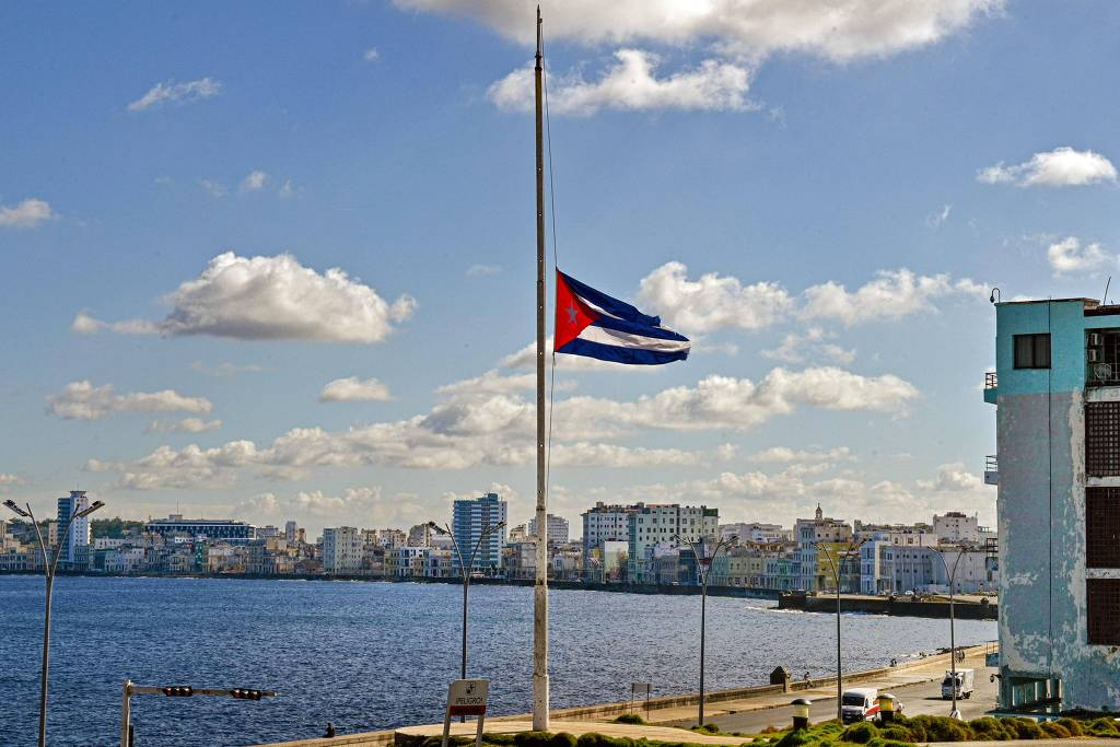 Economia de Cuba entra em “queda livre” e país atravessa pior crise desde a Revolução