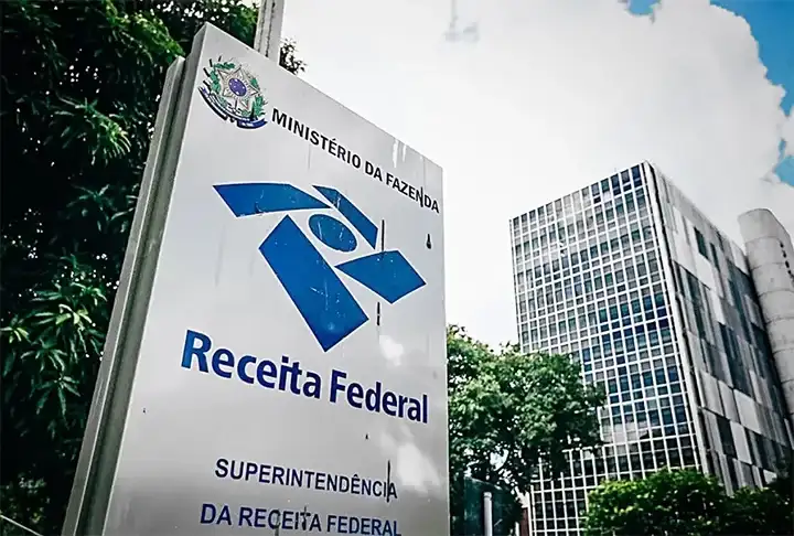 Receita Federal desmente fake news sobre taxação de transações acima de R$5 mil por mês