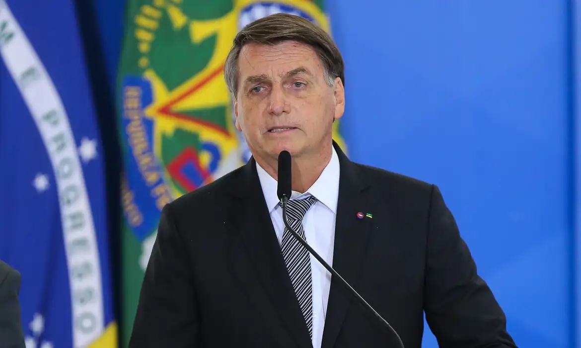 Ministério Público Militar formaliza pedido de perda de patente e expulsão de Bolsonaro, Braga Netto e outros três oficiais condenados