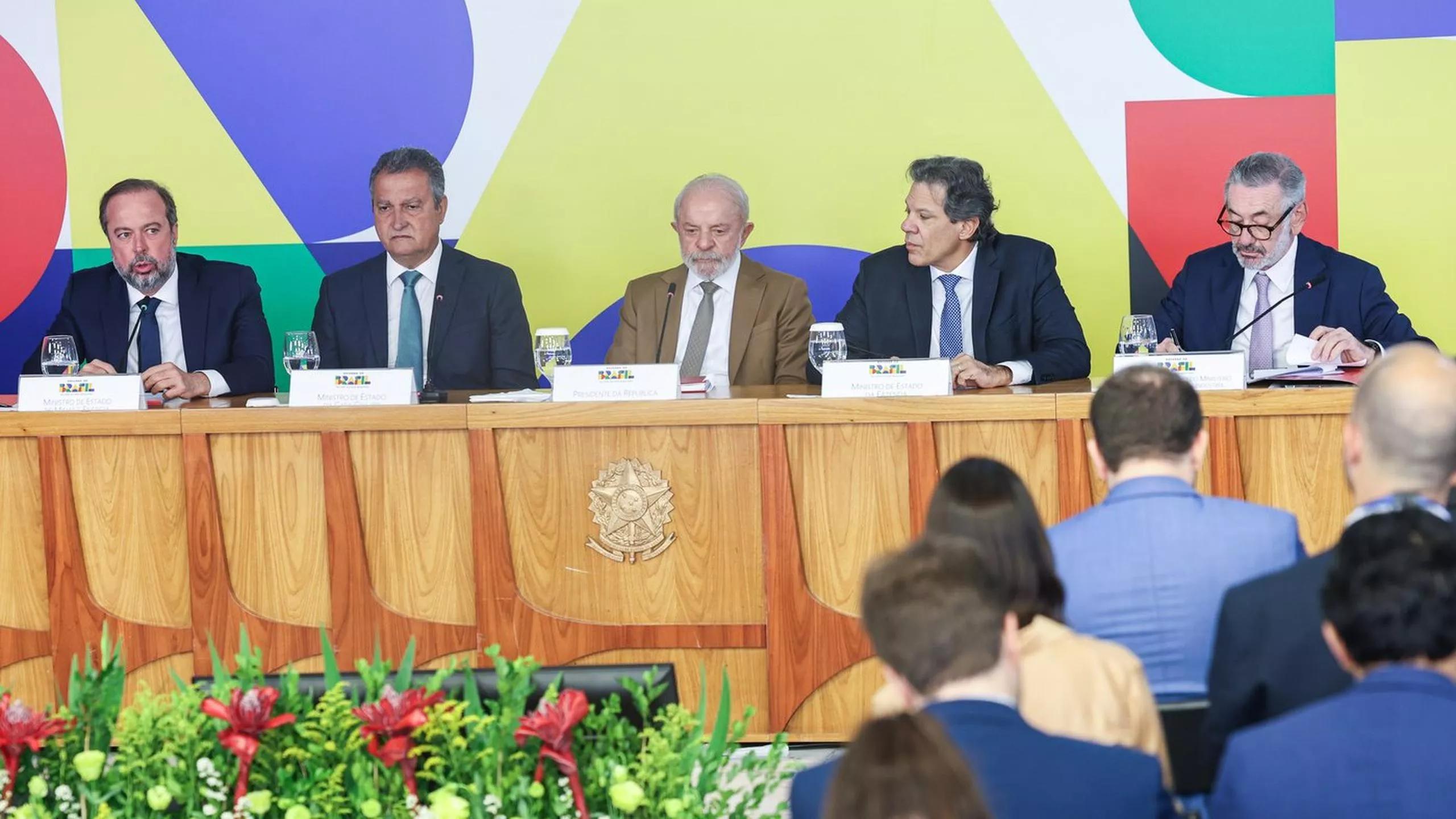 Medidas do governo federal sobre diesel