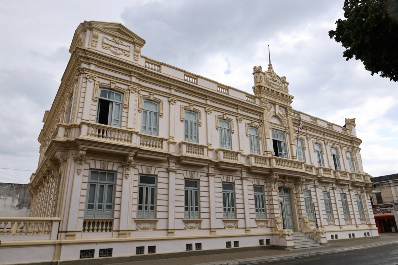 Paço Municipal Maria Quitéria, sede da Prefeitura de Feira de Santana